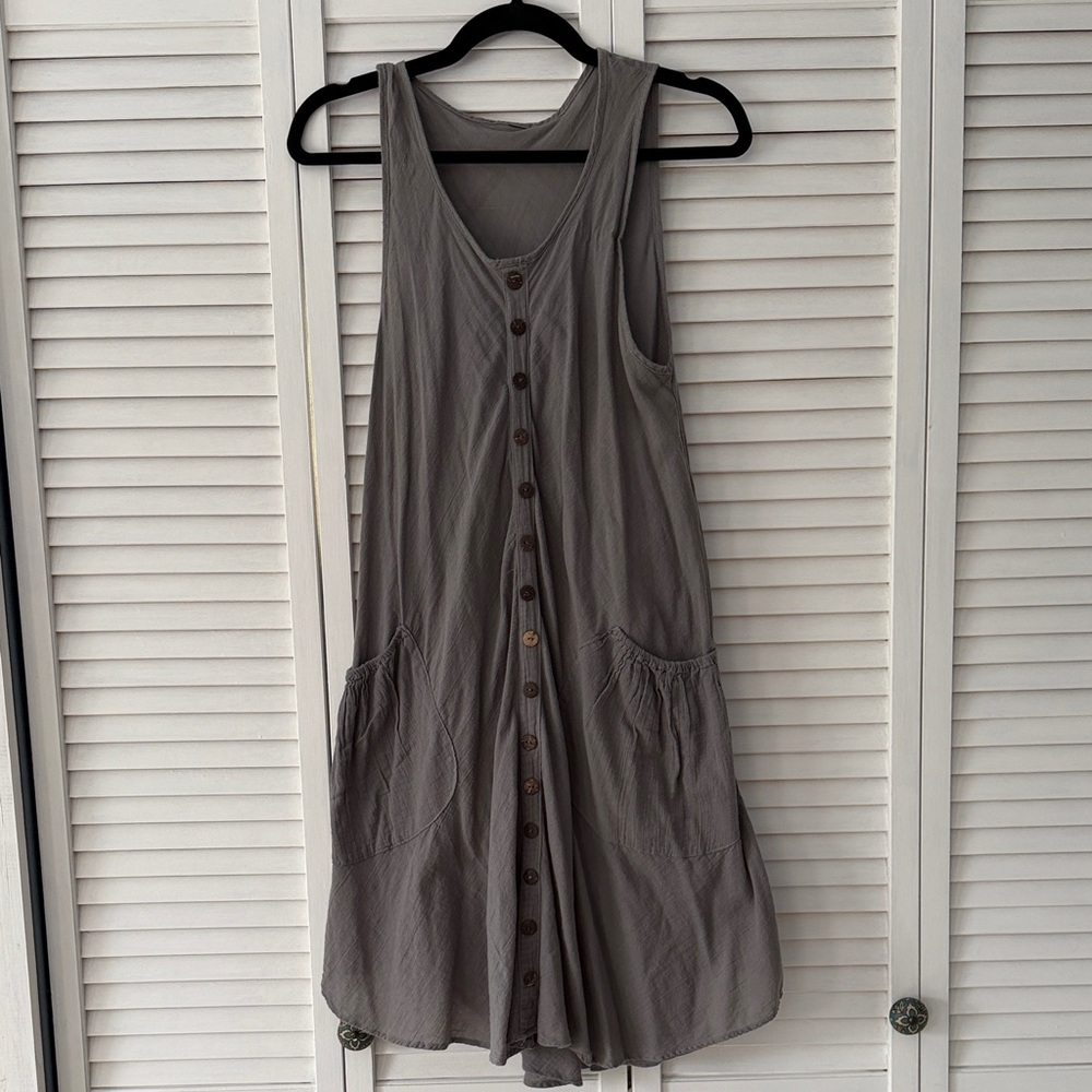 Gray Sleeveless Button-Down Dress with Pockets